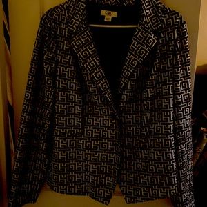Patterned jacket for business and casual wear